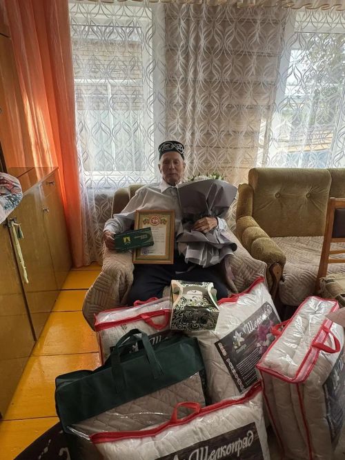 Эзмәдә яшәүче Борис Баһаветдинов 90 яшьлек юбилеен билгеләп үтте