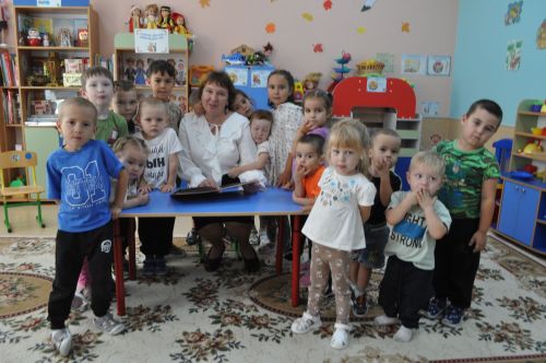 Изгелек белән сугарылган йөрәк: 27 ел буена сабыйларны ярату хисенә тугры калучы