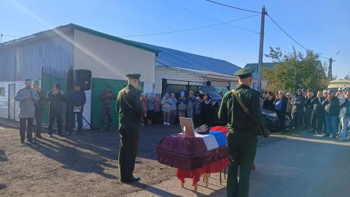 Сабада Ватан сакчысы Тәлгат Хәсәншинны соңгы юлга озаттылар