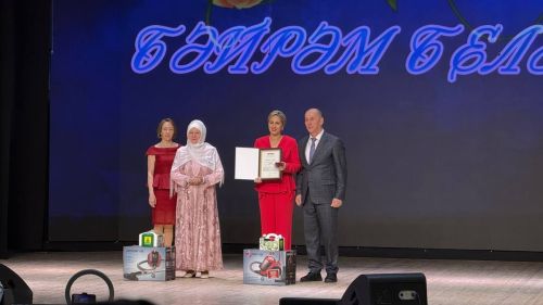 Халыкара хатын-кызлар көне уңаеннан район мәдәният йортында узган бәйрәм чарасыннан фоторепортаж