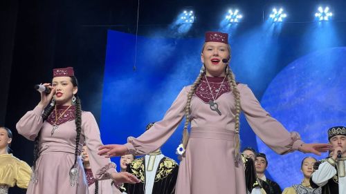 Халыкара хатын-кызлар көне уңаеннан район мәдәният йортында узган бәйрәм чарасыннан фоторепортаж