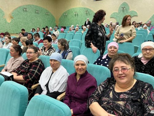 Халыкара хатын-кызлар көне уңаеннан район мәдәният йортында узган бәйрәм чарасыннан фоторепортаж