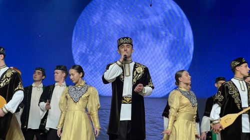 Халыкара хатын-кызлар көне уңаеннан район мәдәният йортында узган бәйрәм чарасыннан фоторепортаж