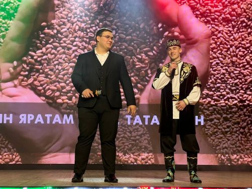 Халыкара хатын-кызлар көне уңаеннан район мәдәният йортында узган бәйрәм чарасыннан фоторепортаж