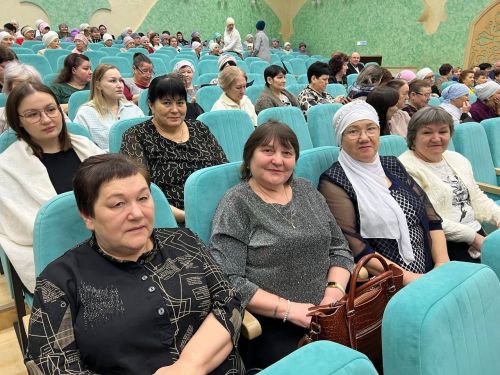 Халыкара хатын-кызлар көне уңаеннан район мәдәният йортында узган бәйрәм чарасыннан фоторепортаж