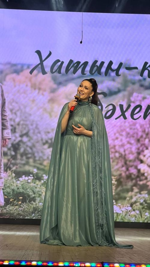 Халыкара хатын-кызлар көне уңаеннан район мәдәният йортында узган бәйрәм чарасыннан фоторепортаж