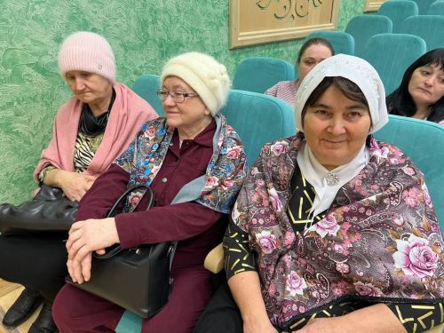 Халыкара хатын-кызлар көне уңаеннан район мәдәният йортында узган бәйрәм чарасыннан фоторепортаж