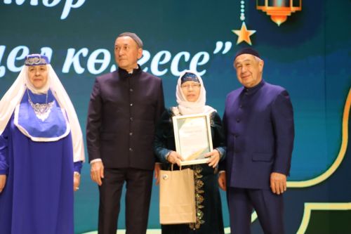 "Мөнәҗәт күңел көзгесе" конкурсы