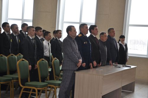 “Депутат буласым килә” дип исемләнгән парламент дәресеннән  фоторепортаж