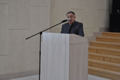 “Депутат буласым килә” дип исемләнгән парламент дәресеннән  фоторепортаж