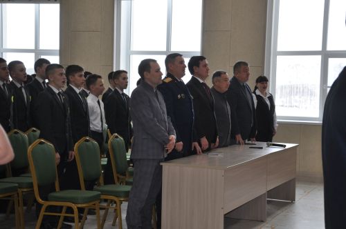 “Депутат буласым килә” дип исемләнгән парламент дәресеннән  фоторепортаж