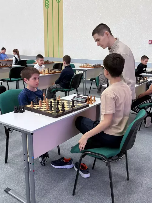 Нургали Миңнехан улы Миңнеханов истәлегенә тизйөрешле шахмат буенча малайлар һәм кызлар арасында III республикакүләм шәхси-команда турниры узды