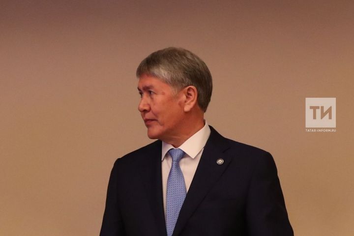 Кыргызстанның элеккеге президенты Алмазбәк Атамбаевны тоткарлаганнар