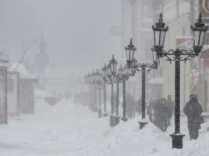 На Татарстан надвигается метель, снегопад и сильный ветер
