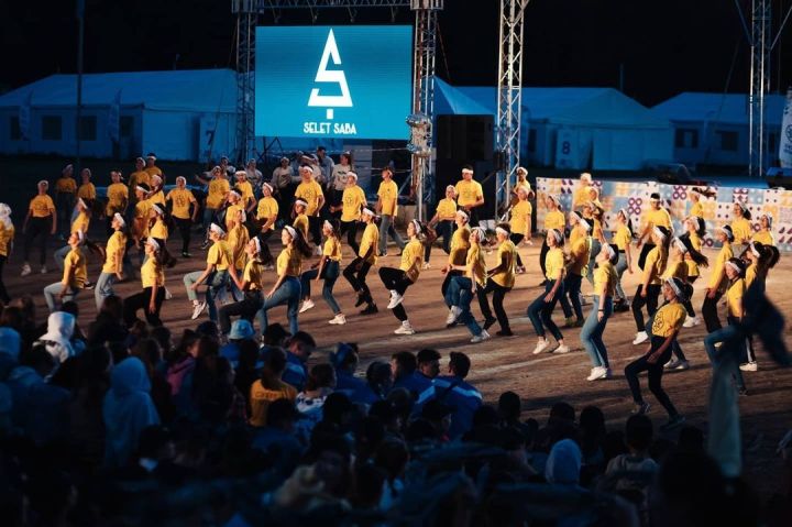 "Сәләт-Саба" ял итүче яшүсмерләре "SELET BILER FORUM"да