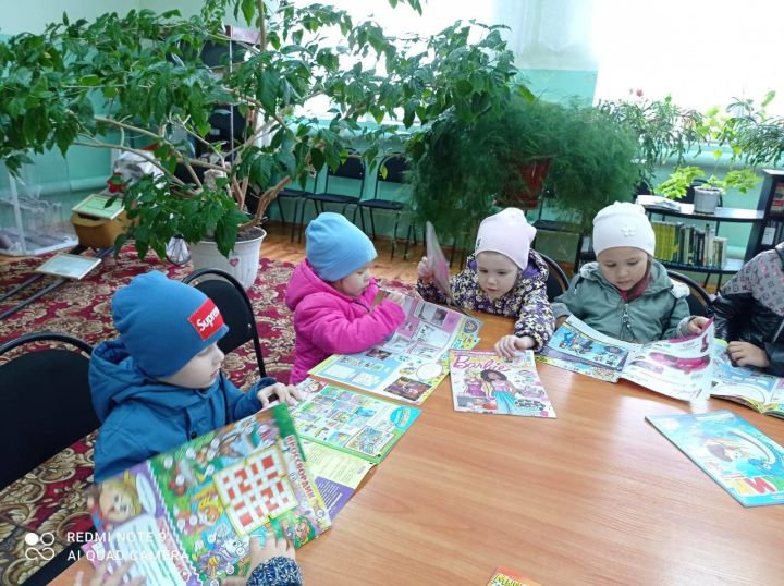 Иләбәр авыл китапханәсендә балалар өчен “Балаларга – журналлар” дигән исем астында библиографик дәрес уздырылды