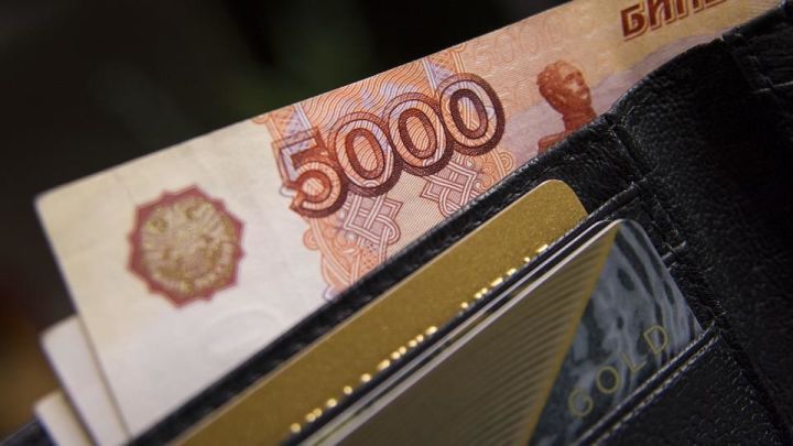 Россиядә якын арада пенсия, яшәү минимумы һәм хезмәт хакы артачак