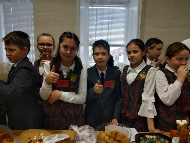 Сабаның сәләтле балалар мәктәбендә көзге ярминкә узды