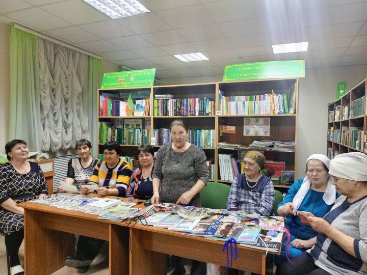 Килдебәк авылында ветеран укытучыларны хөрмәтләделәр