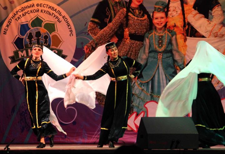 «Бәйрәм» бию ансамбле «Мирас» IV халыкара татар мәдәнияте фестивале лауреаты булды