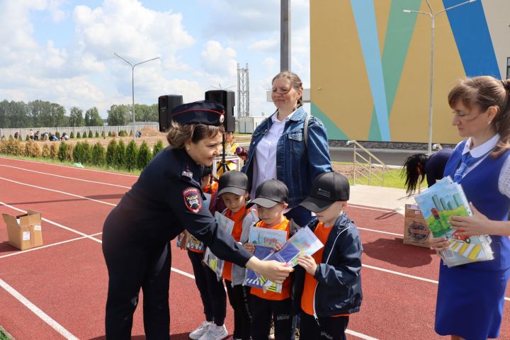 Сабада балалар бакчасында тәрбияләнүче  нәни райондашларыбыз өчен бәйрәм чарасы узды [ фоторепортаж]