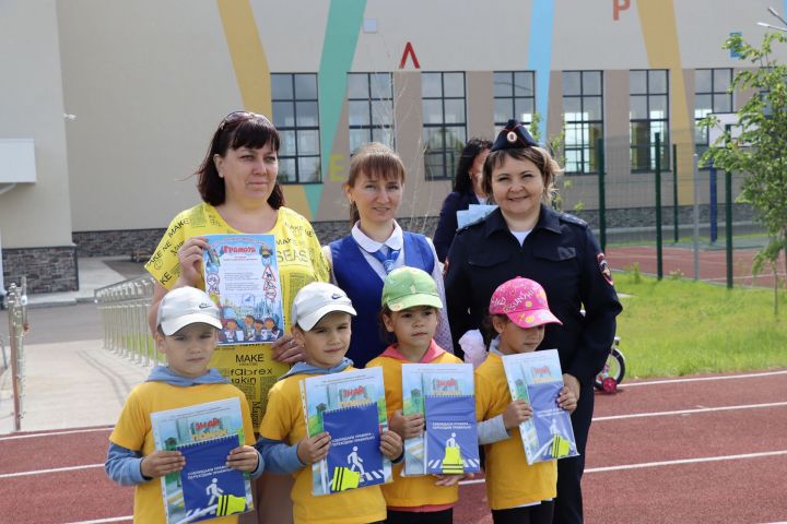 Сабада балалар бакчасында тәрбияләнүче  нәни райондашларыбыз өчен бәйрәм чарасы узды [ фоторепортаж]