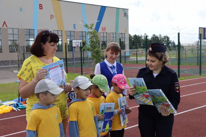 Сабада балалар бакчасында тәрбияләнүче  нәни райондашларыбыз өчен бәйрәм чарасы узды [ фоторепортаж]