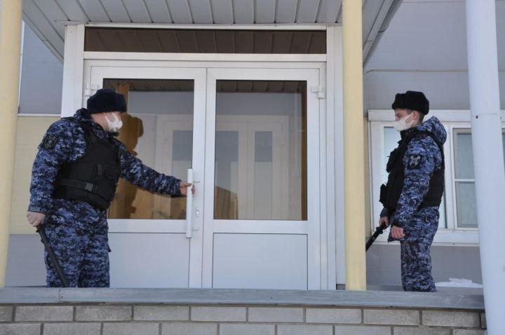 2 сентябрь - Россия гвардиясе көне
