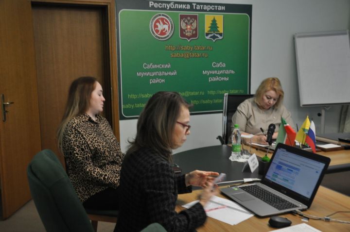 Сабалыларның мөрәҗәгатьләрен Роза Килкиева тыңлады