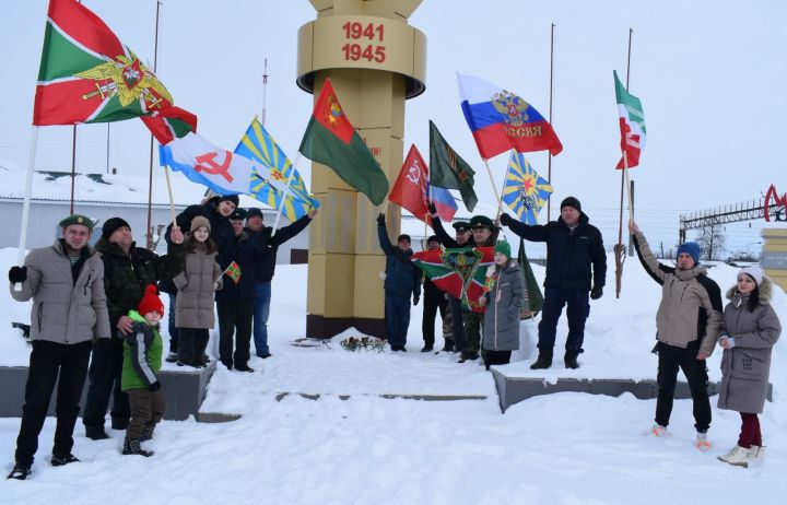 Шәмәрдәндә Ватанны саклаучылар хөрмәтенә автоузыш