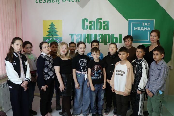 Редакциябездә «Saba -Balahoner-һөнәрләр шәһәре»  муниципаль программасы нигезендә укучыларны кабул иттек