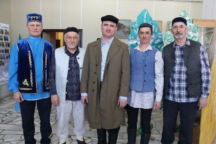 Илгә таралган Җиһанша оныклары