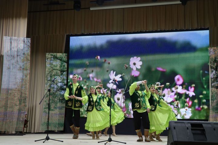 Шәмәрдән мәдәният йортында «Буыннар тарихы - гаилә ядкаре» район фестиваленең зона туры узды