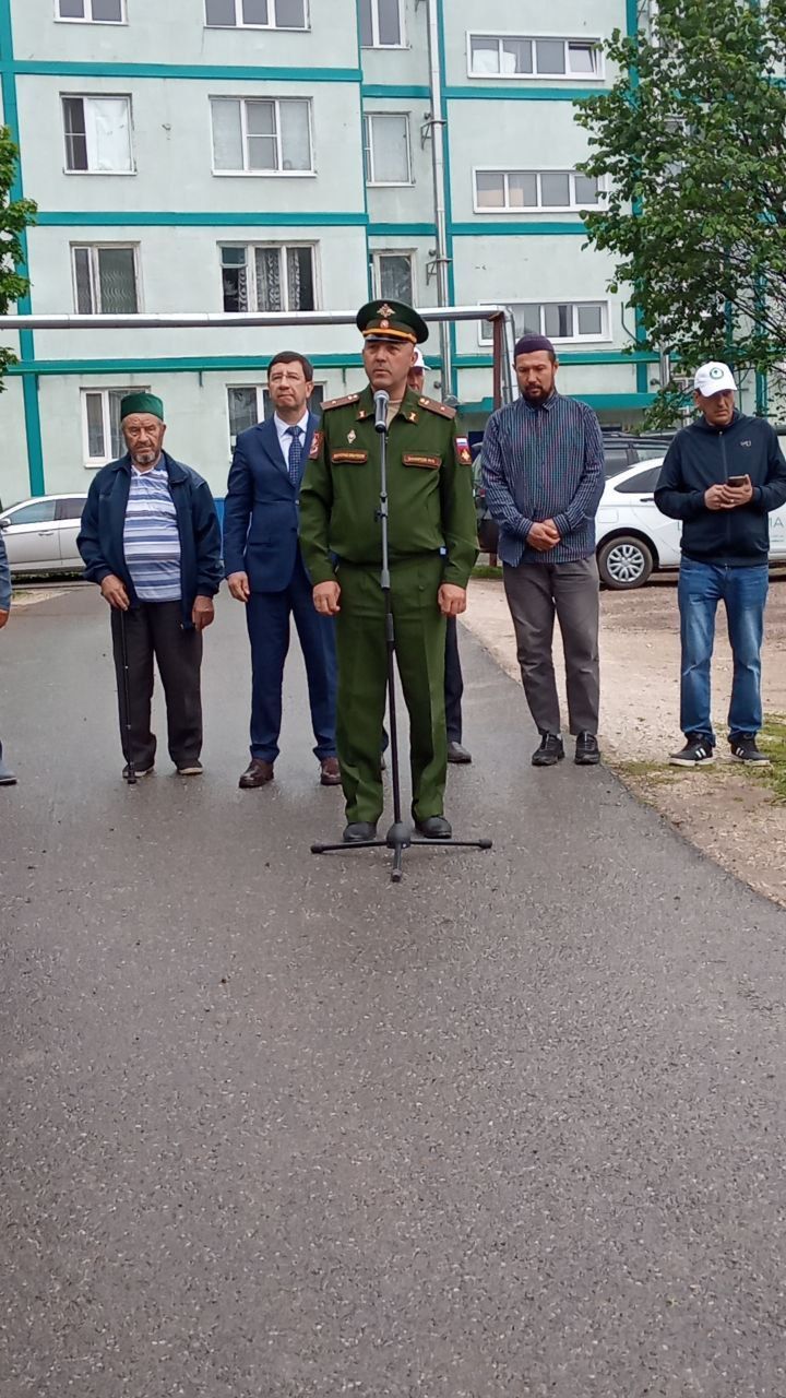 Бүген махсус хәрби операциядә вафат булган  райондашыбыз Байлар Сабасыннан Радик Мөнир улы Мусинны соңгы юлга озаттылар