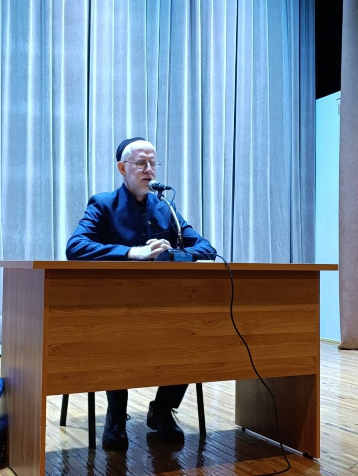 Тимершык урта мәктәбе укучылары өчен дини тәрбия сәгате үткәрелде