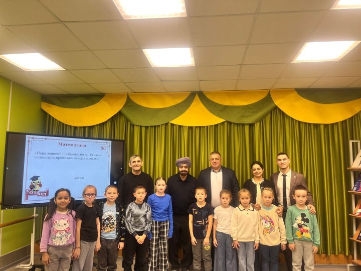 Сатышка һиндстаннан профессор Балвант Сингх килде