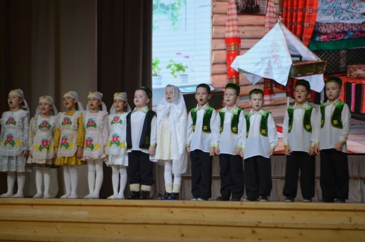 «Алга таба иң мөһиме – әти-әниләр белән эшләү, бу безнең бүген төп максатыбыз”