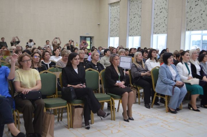 «Алга таба иң мөһиме – әти-әниләр белән эшләү, бу безнең бүген төп максатыбыз”