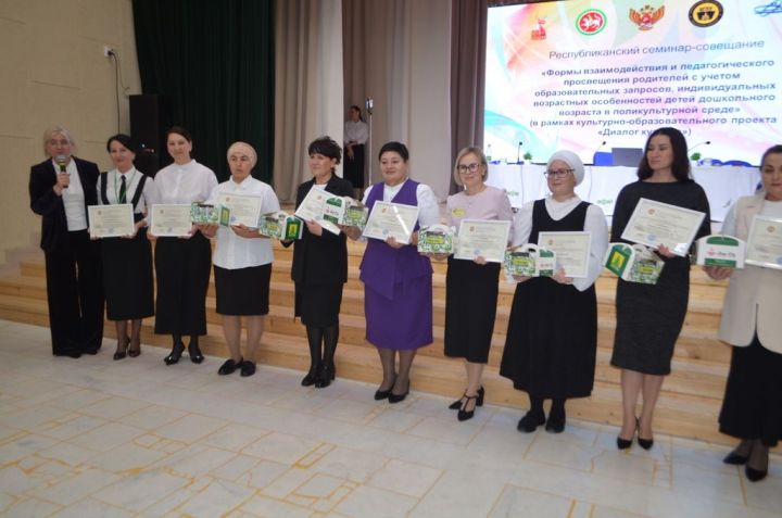 «Алга таба иң мөһиме – әти-әниләр белән эшләү, бу безнең бүген төп максатыбыз”