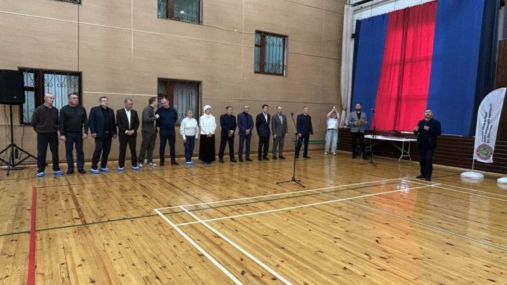 Фәргать Нәбиуллин истәлегенә ачык  көрәш турниры