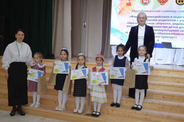 «Алга таба иң мөһиме – әти-әниләр белән эшләү, бу безнең бүген төп максатыбыз”