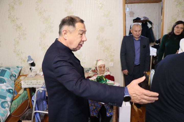 Иске Икшермә  авылында яшәүче Нурлыхода Ибраһимовага 100 яшь тулды