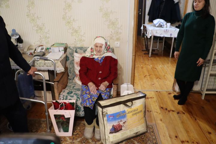 Иске Икшермә  авылында яшәүче Нурлыхода Ибраһимовага 100 яшь тулды