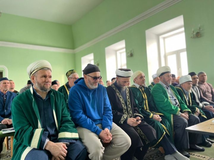 Имамнар киңәште
