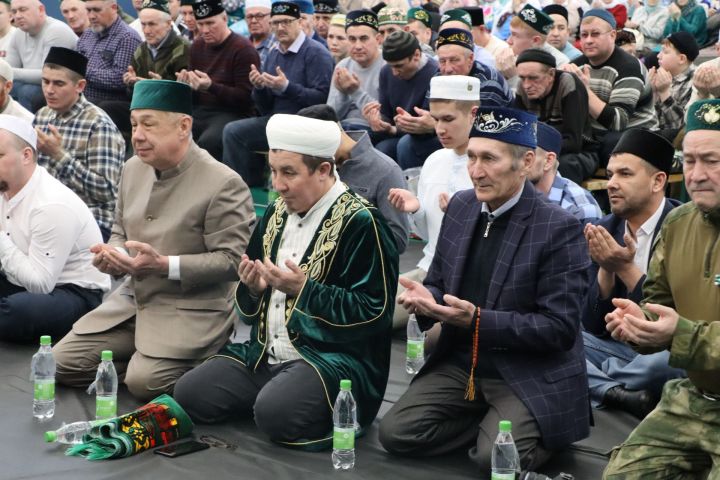 Сабада 7нче тапкыр районкүләм ифтар узды (фоторепортаж)