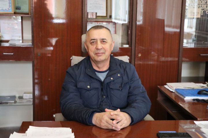 Шаулап үсә кырда иген Шыңарда, уңганнар сафына кушыл син, соңарма!