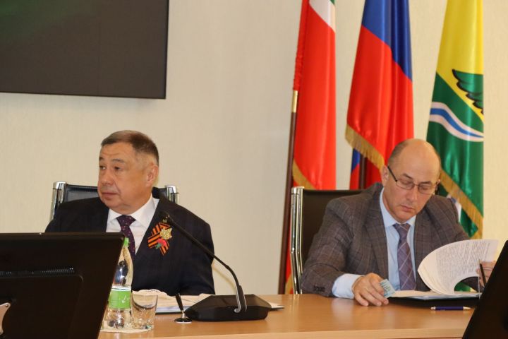 Районның тупланма бюджеты  чыгымнары  үтәлеше  96 процент тәшкил иткән