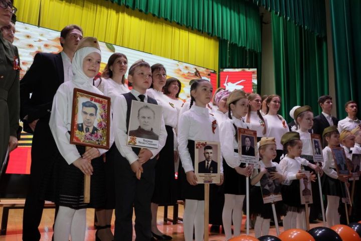 Сталинград тирәге  генетик хәтер булып Лесхозга  кайтты