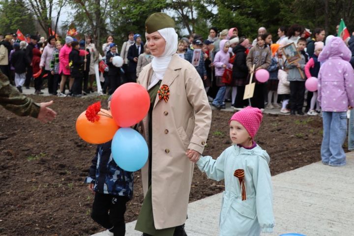 Сталинград тирәге  генетик хәтер булып Лесхозга  кайтты