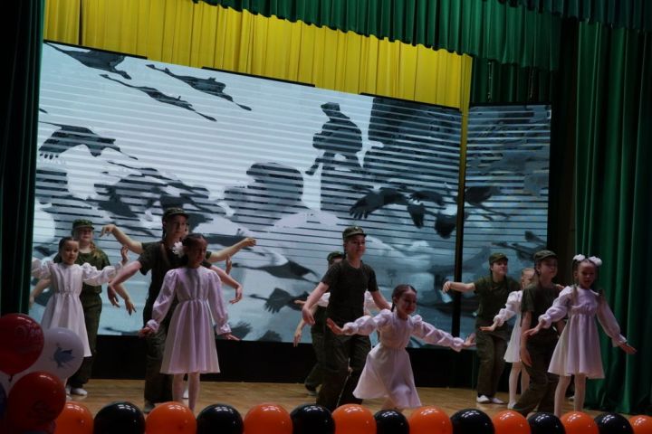 Сталинград тирәге  генетик хәтер булып Лесхозга  кайтты